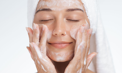 Double cleansing yükselişte: Cilt bakımında iki adım kuralı