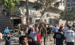 İran'ın liman kentinde patlama: Can kaybı ve yaralılar var