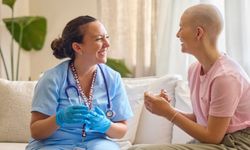 Uzmanlar uyarıyor: Masum görünen bu belirtiler kanser işareti olabilir