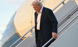 Trump’ın uçağı arıza nedeniyle geri döndü