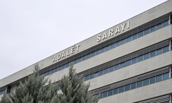 Adli emanetten altın çalan adliye memuru tutuklandı