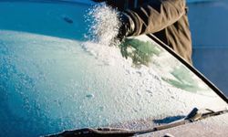 Sabahları cam kazımaya son: Evdeki malzemelerle pratik çözüm