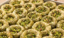 Ramazan sofralarına Osmanlı imzası: Bülbül Yuvası tatlısının sırrı