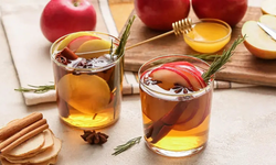 Bir fincanla değişim mümkün mü? Elma çayının cilde etkisi