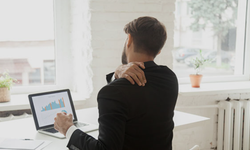 Masa başında çalışanlara uzmanlardan 4 tavsiye