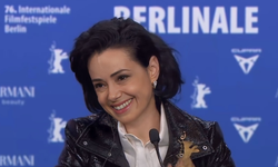 Berlin’de göz kamaştırdı: Özgü Namal’ın son hali gündem oldu