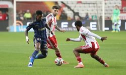 Fenerbahçe'de Nelson Semedo şoku: 1 ay sahalardan uzak