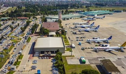 Sahte bomba ihbarı yapan beş çocuk için 45 yıla kadar hapis istemi