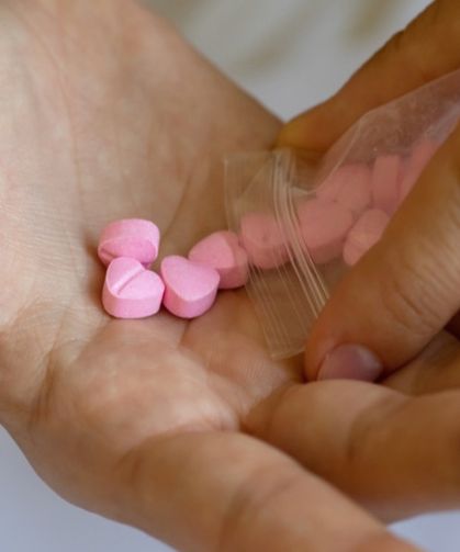 Erkek doğum kontrol hapı gerçek oluyor: Bilim dünyası 2027 için gün sayıyor!