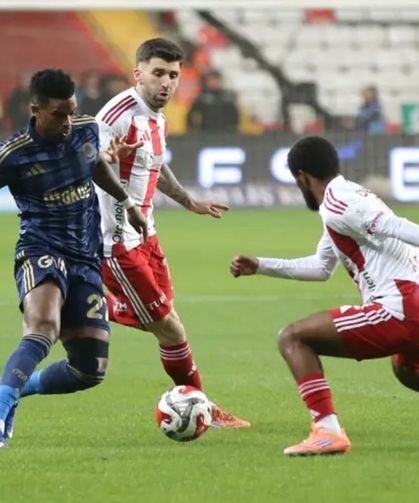 Fenerbahçe'de Nelson Semedo şoku: 1 ay sahalardan uzak