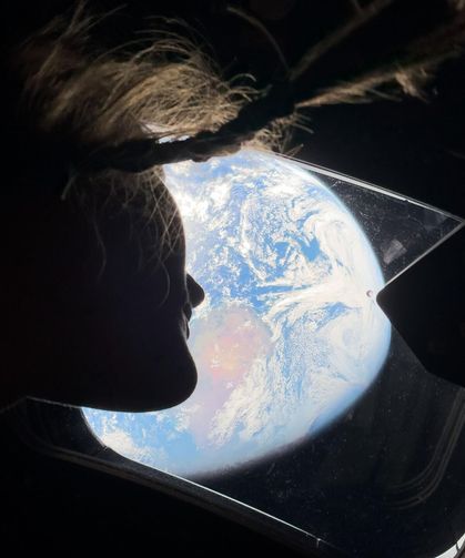 Ay’ın karanlık yüzünden dönüş: Artemis II Dünya yolunda