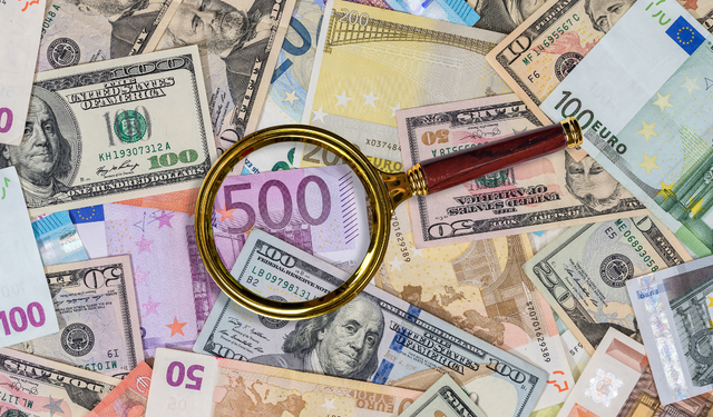 Dolar ve euro haftaya nasıl başladı?
