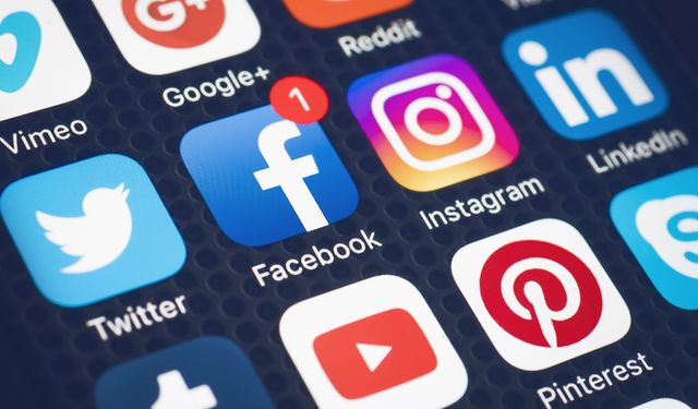 Sosyal medya çöktü mü? Instagram, Facebook, Whatsapp neden çalışmıyor?
