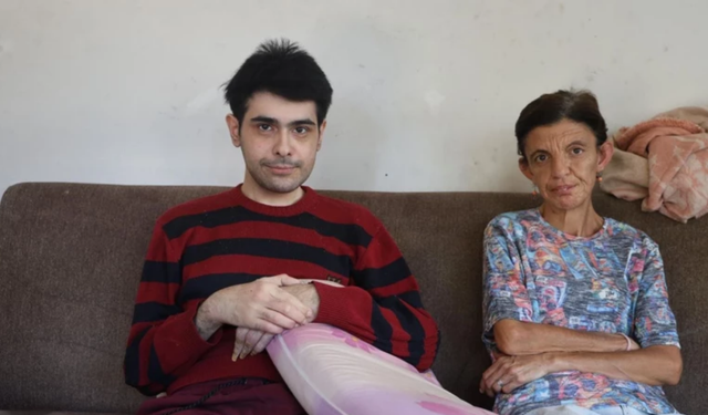 3 Yıldır Duş Almayan Gence Depresyon ve Anksiyete Tanısı Kondu!