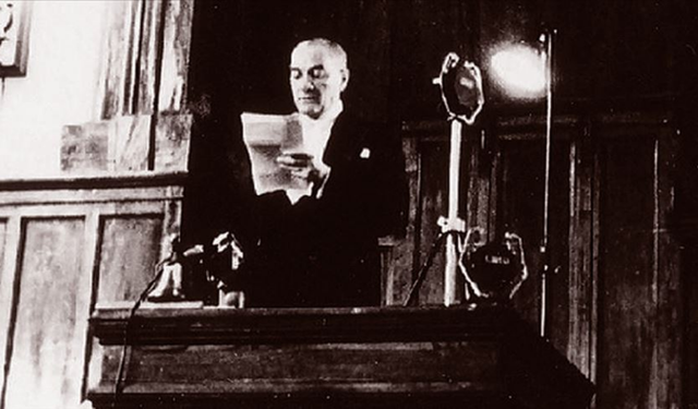 Atatürk’ün Cumhuriyet’in İlanının Ardından Yaptığı İlk Konuşma