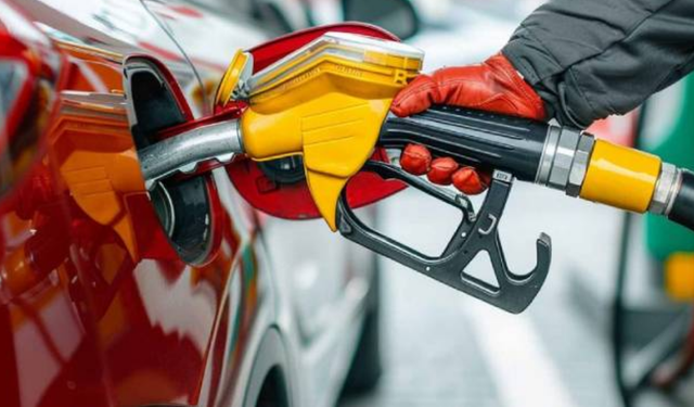 Motorine İnanılmaz Zam! 25 Ekim 2025 Benzin, LPG, Motorin Fiyatları Ne Kadar?