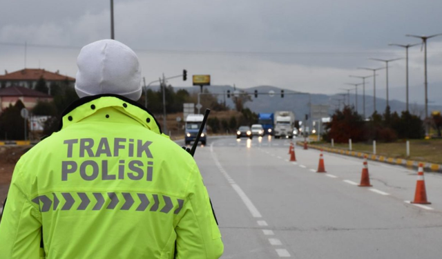 Trafikte yüzde 10 hız sınırı toleransı kalkıyor: Yeni ceza tablosu belli oldu