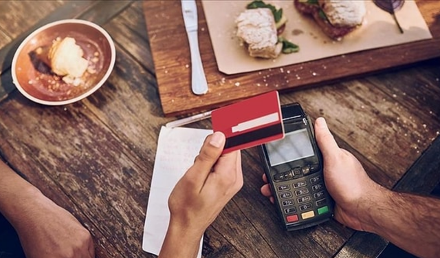 Kafe ve restoranlara yeni düzenleme: Zorunlu servis ücreti uygulaması son bulacak