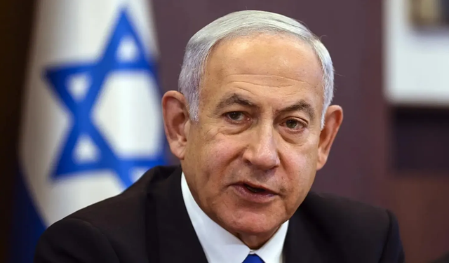Netanyahu yolsuzluk davası ortasında af istedi