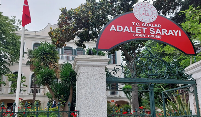 Adliyeden kaybolan silahlarla ilgili tutuklanan zabıt katibi: İntihar için aldım