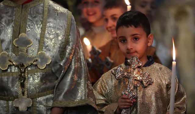 Middle East Eye'ın Rum muhabirinden Yunanistan kitabı