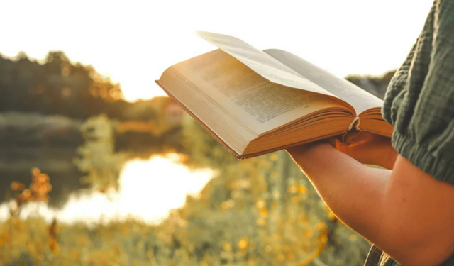 Sıkılanlara özel: Başka dünyalara açılan 5 fantastik kitap