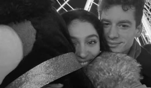 Dubai’de romantik destek: Cemre Baysel pist başında