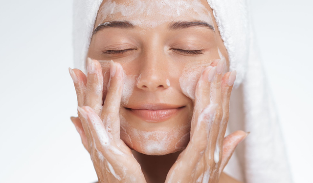 Double cleansing yükselişte: Cilt bakımında iki adım kuralı