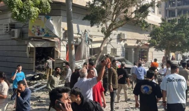 İran'ın liman kentinde patlama: Can kaybı ve yaralılar var