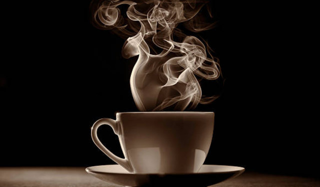Bilim uyardı: Sıcak çay ve kahve kanser riskini artırıyor