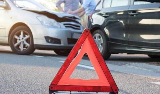 Direksiyon başında kâbus: Trafik kazası anında ve sonrasında hayat kurtaran 5 kritik adım!