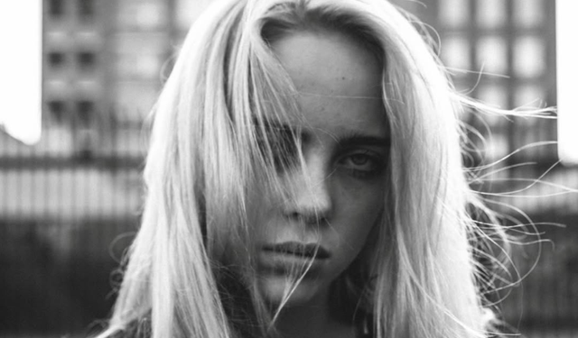 Billie Eilish oyunculuğa soyunuyor: Sırça Fanus'ta başrol olacak