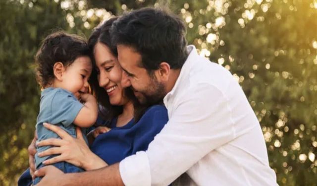 Evli ve çocuklu kadınlar, bekar kadınlara oranla daha mutlu