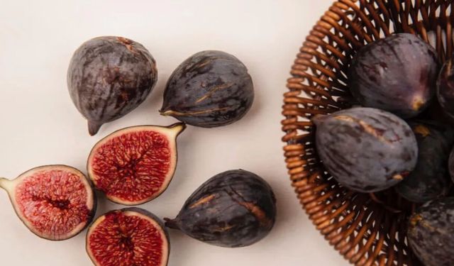 İncirin bilinmeyen 5 mucizesi: Hücre koruyucudan cilt dostuna