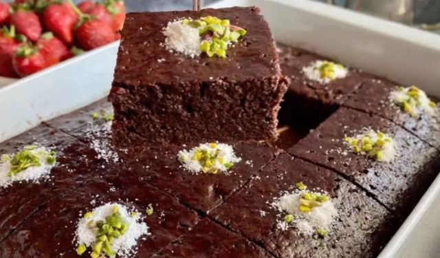 Mutfakta garanti lezzet: Pastane usulü ıslak kek tarifi