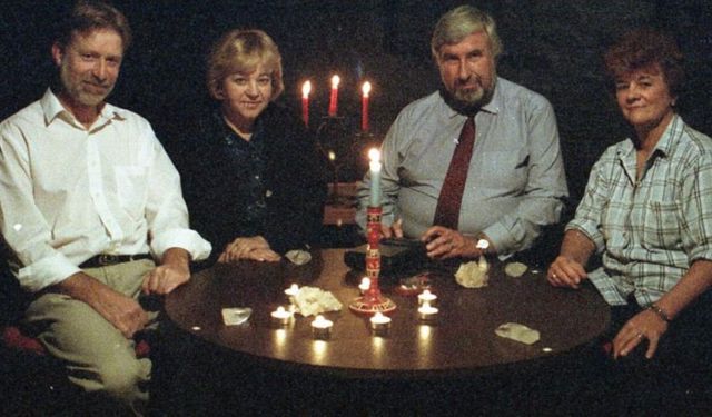 Karanlık mahzende 500 seans… Ruhlar dünyasıyla bağlantı kuruldu mu?