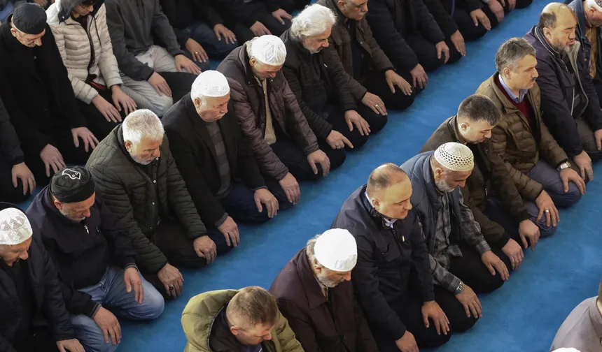 2025 Kurban Bayramı Namazı Ne Zaman? İl İl Namaz Saatleri ve Kılınış Rehberi