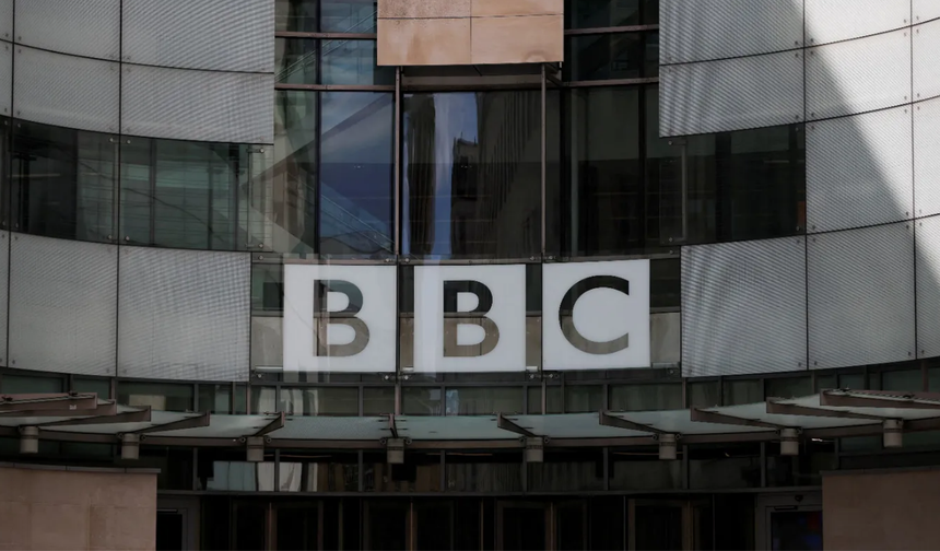 BBC’de Trump belgeseli kriz yarattı: Genel müdür ve haber patronu istifa etti