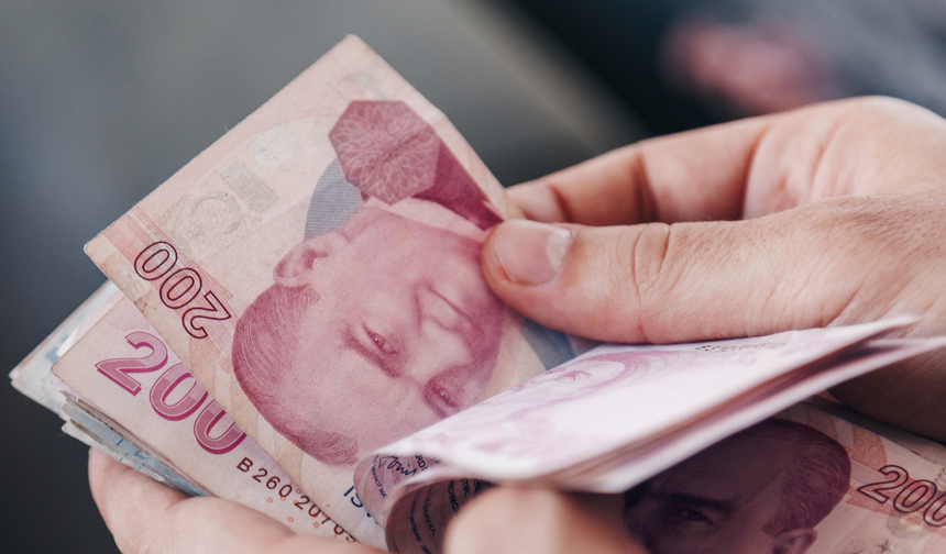 Yaşlı ve engelli aylıkları bugün yatırılmaya başlandı