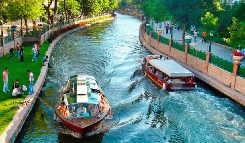 Eskişehir’de 24 saat: Kültür, lezzet ve nehir kıyısı