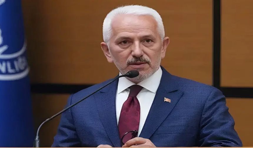 İstanbul'da AKP'den istifa eden meclis üyesi CHP’ye katıldı