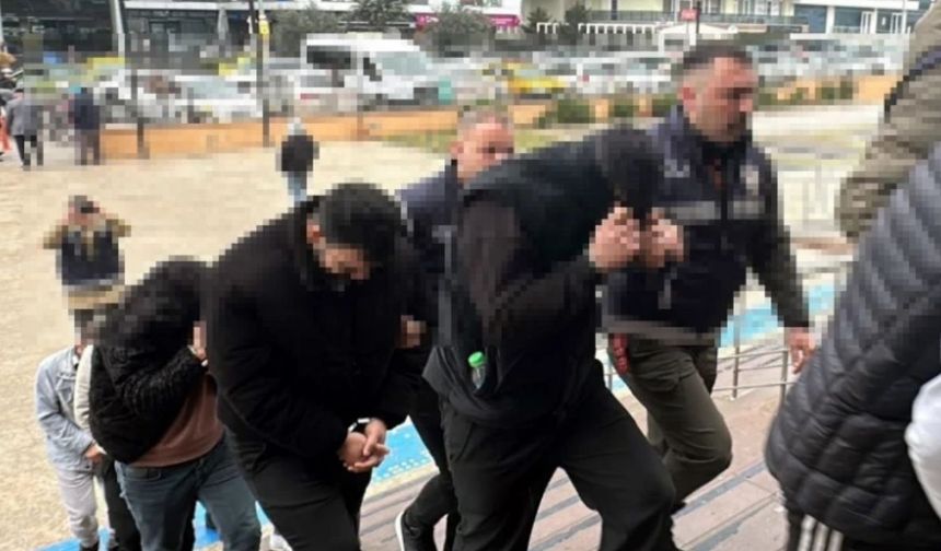 Casperlar suç örgütüne bilgi sızdıran 9'u polis 17 şüpheli yakalandı