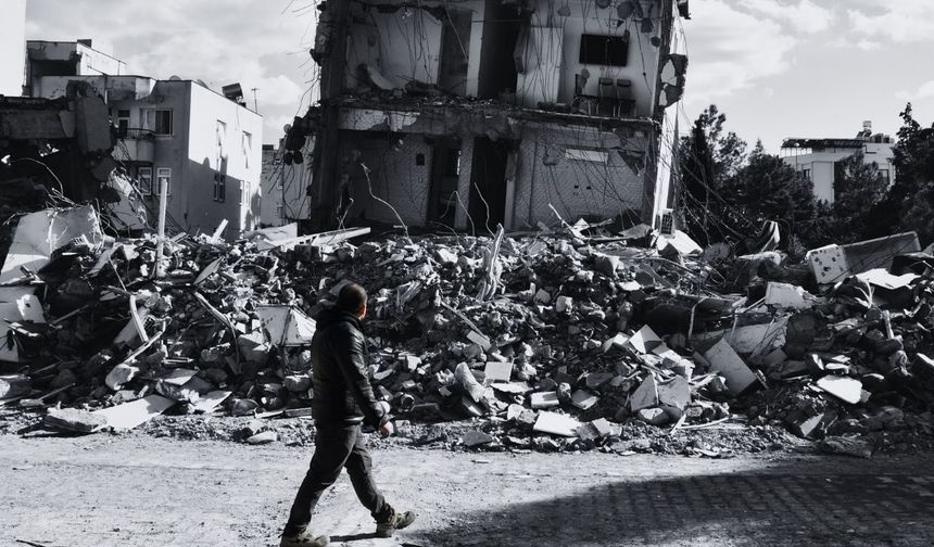 6 Şubat’ın üçüncü yılında tablo: Bir yılda bitecekti, 360 bin kişi hâlâ konteynerde