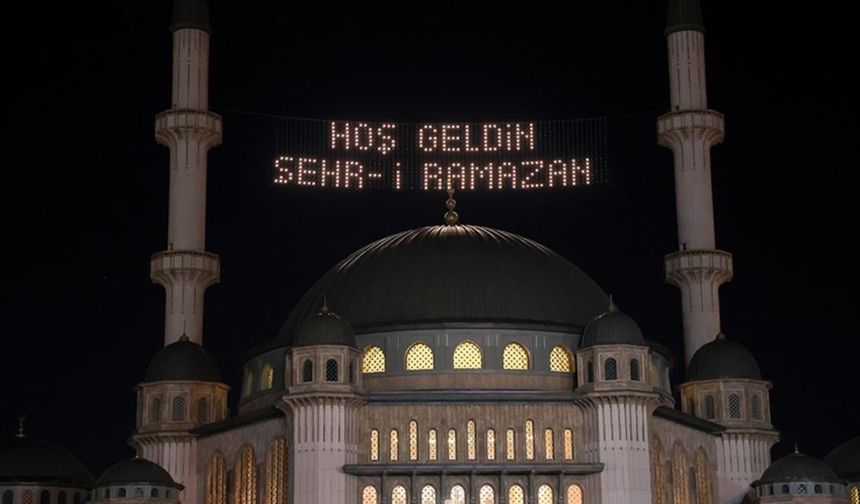 Asırlık bir ramazan geleneği: Mahya nedir?