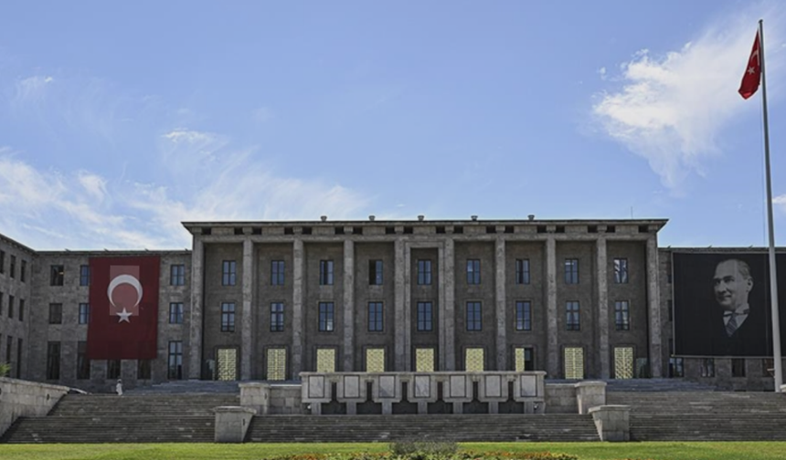 Meclis’teki istismar davasında tüm sanıklara tahliye