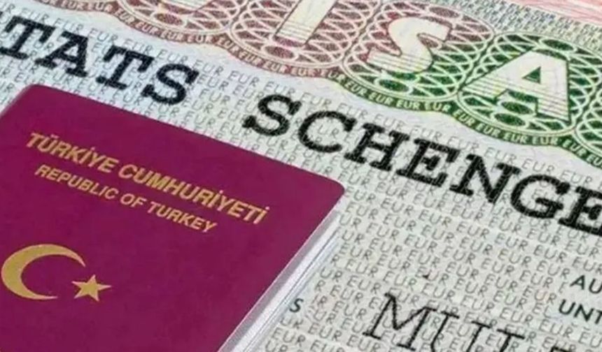 İtalya ve Macaristan konsolosluklarından Türk yolculara yeni vize şartı