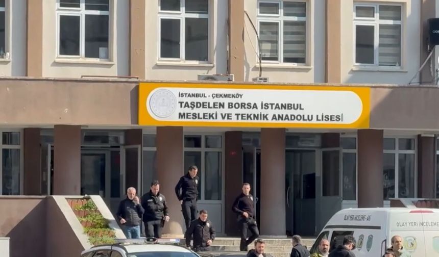 Çekmeköy'de lisede bıçaklı saldırı: Bir öğretmen hayatını kaybetti
