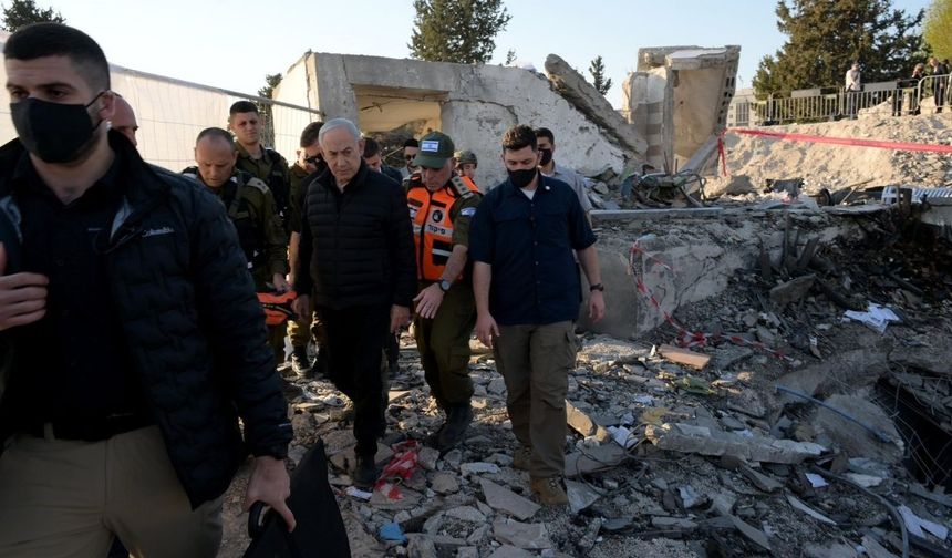 İran Netanyahu’nun ofisini vurduk demişti: Enkazda görüntülendi