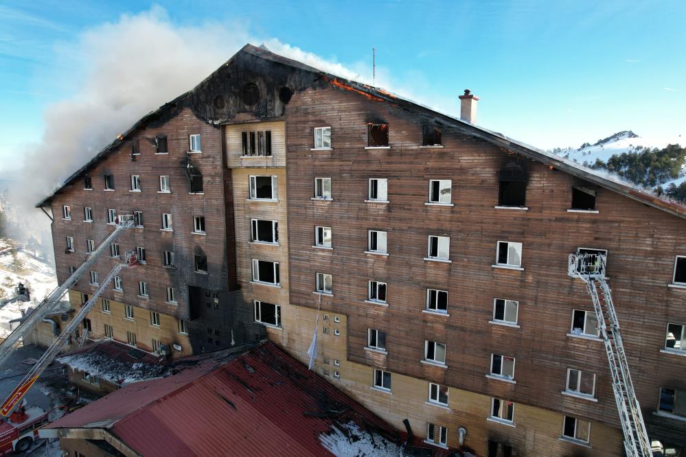 Kartalkaya'da Otel Yangını 66 Kişi Hayatını Kaybetti, 51 Yaralı (1)-1