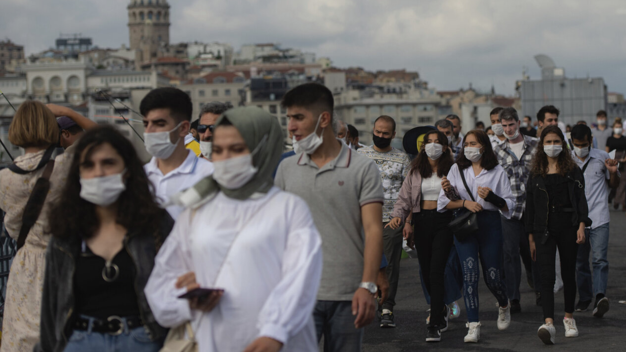 Bu Belirtileri Gösterenler Dikkat Norovirüs Salgını Yayılıyor